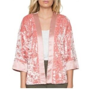 WILLOW & CLAY Pink Velvet Satin Short Kimono